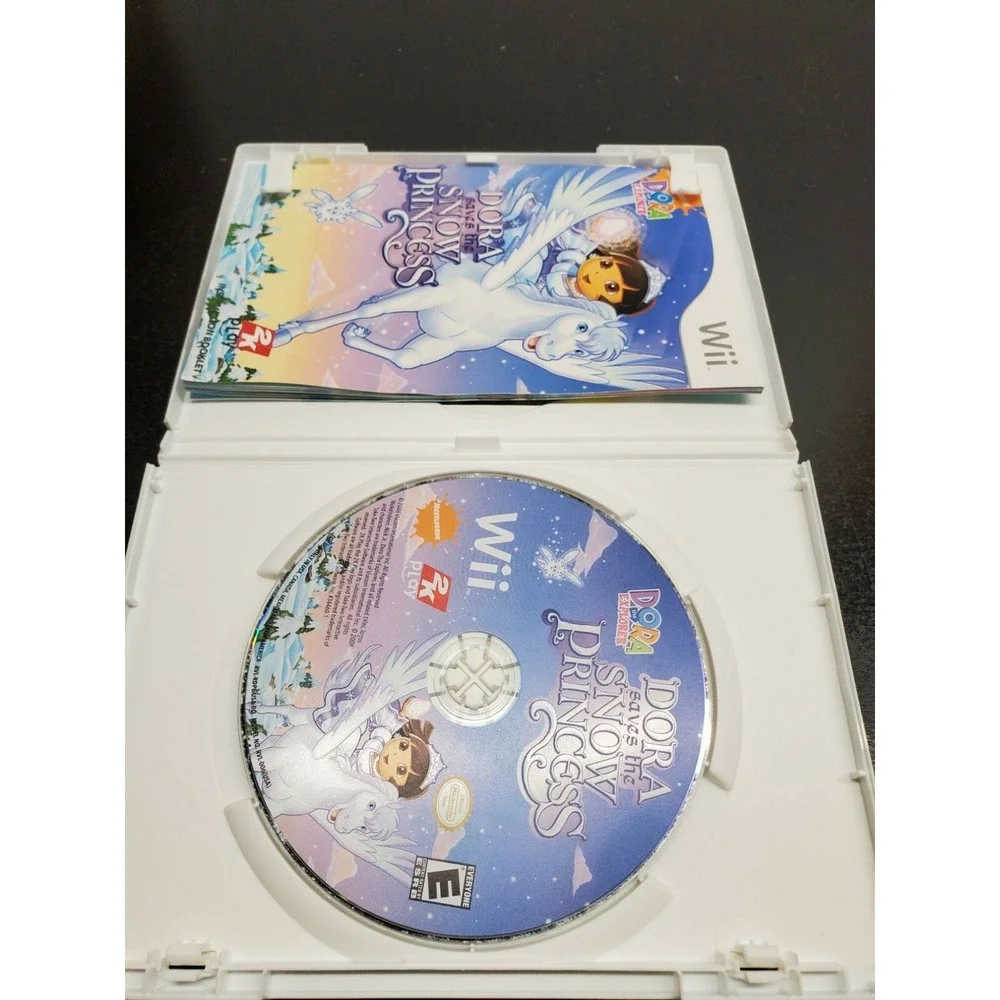 Nickelodeon Dora the Explorer Dora Saves The Snow Princess‎ Wii Video Game
